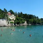 Heart Of Volosko - Steps To The Sea - Private Parking Included *